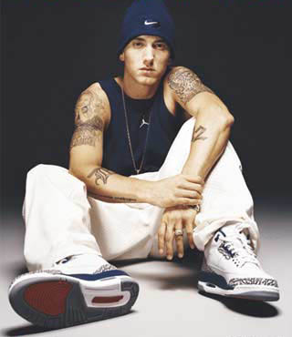 Rapper in Nike beanie posted for laughs