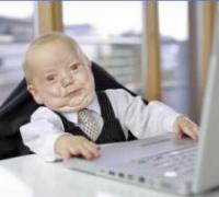 Baby boss hacker typing away like a true forum legend