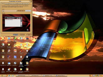 Classic Windows XP desktop customization with folder properties open