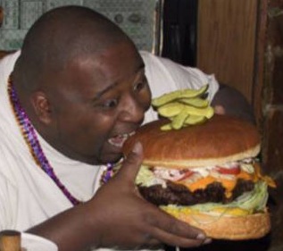 Classic 'big burger, bigger reaction' forum meme